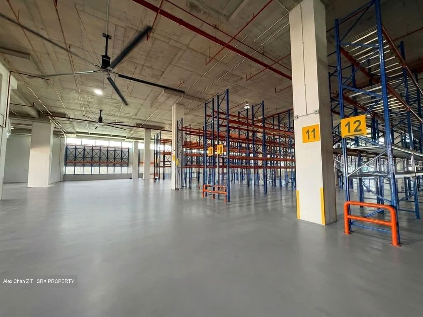Simei MRT (D18), Warehouse #578704481